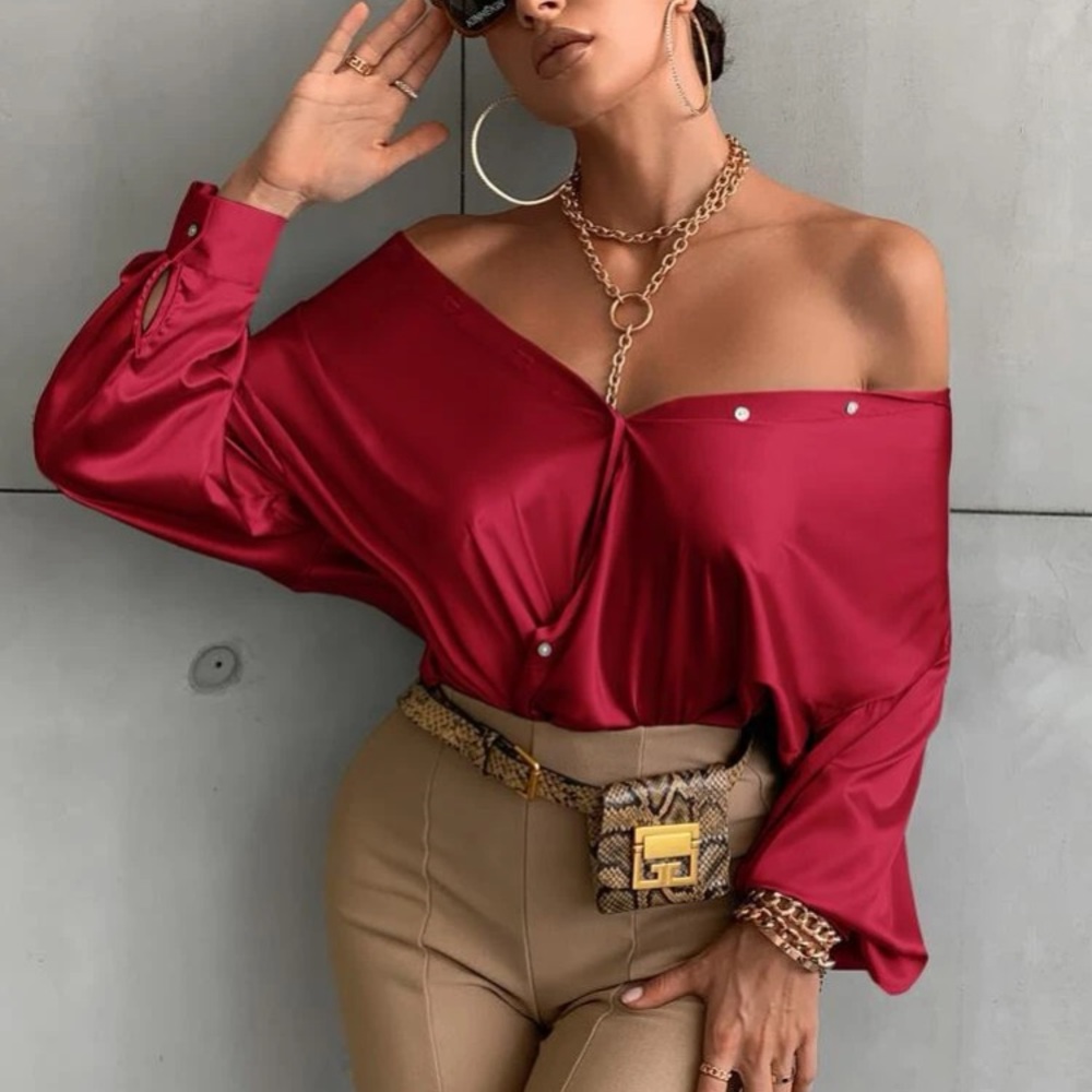bishop Sleeve button up, rose red, small, fashionable.